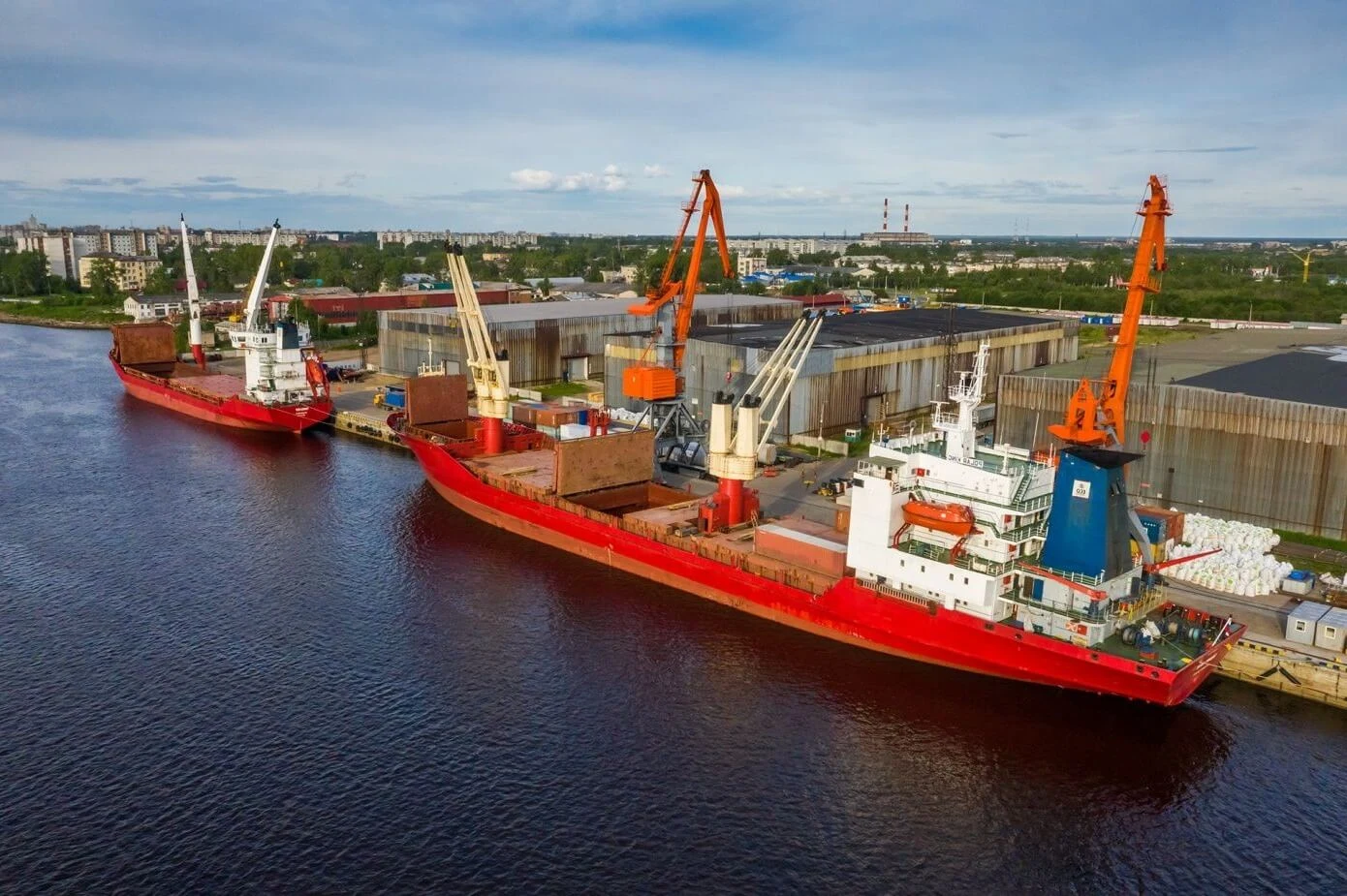 Росморречфлот заявил о росте грузооборота морских портов